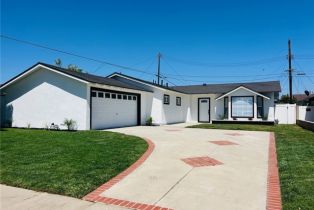Single Family Residence, 15882 Malm CIR, Huntington Beach, CA  Huntington Beach, CA 92647