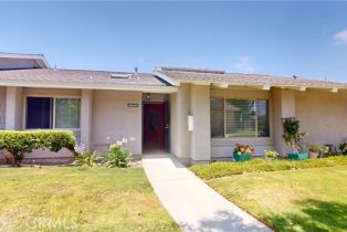 Condominium, 8866 Tulare DR, Huntington Beach, CA  Huntington Beach, CA 92646