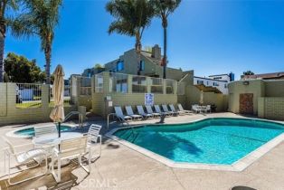 Condominium, 17661 Sergio cir, Huntington Beach, CA 92647 - 7