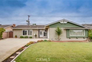 Single Family Residence, 5202 Caliente DR, Huntington Beach, CA  Huntington Beach, CA 92649