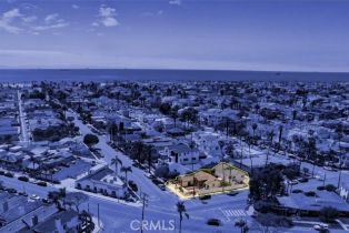 Residential Income, 627 7th ST, Huntington Beach, CA  Huntington Beach, CA 92648