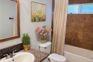 Residential Income, 17082 Emerald ln, Huntington Beach, CA 92647 - 8