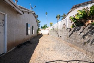 Single Family Residence, 1173 Conestoga st, Corona, CA 92881 - 19