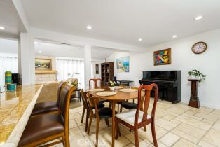 Townhouse, 380 Plaza Estival, San Clemente, CA 92672 - 9