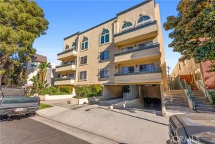 Condominium, 4426 Ventura Canyon ave, Sherman Oaks, CA 91423 - 23
