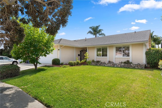 Single Family Residence, 17361 Chapparal ln, Huntington Beach, CA 92649 - 1