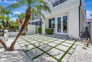 Single Family Residence, 311 22nd st, Huntington Beach, CA 92648 - 4