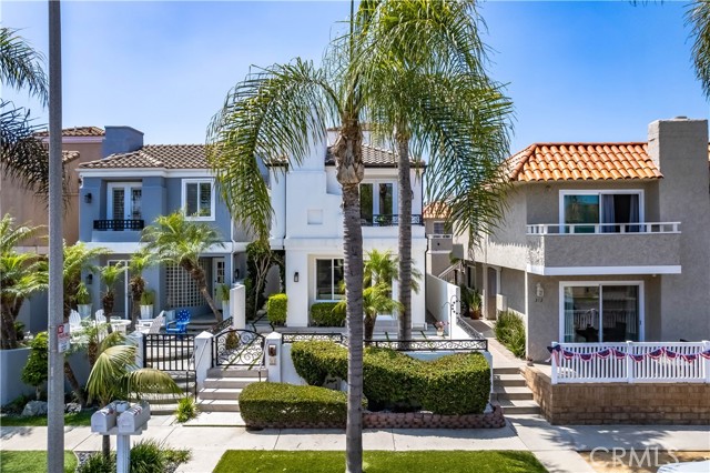 Single Family Residence, 311 22nd st, Huntington Beach, CA 92648 - 1