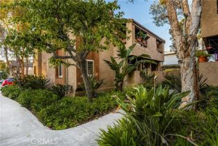 Condominium, 16927 Bluewater ln, Huntington Beach, CA 92649 - 2