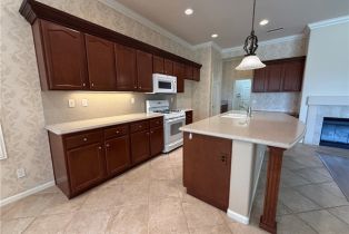 Single Family Residence, 24212 Nobe st, Corona, CA 92883 - 4