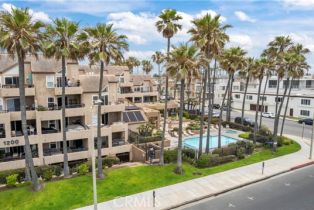 Condominium, 1200 Pacific Coast, Huntington Beach, CA 92648 - 14