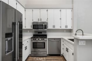 Condominium, 8308 Atlanta ave, Huntington Beach, CA 92646 - 13