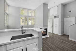 Condominium, 8308 Atlanta ave, Huntington Beach, CA 92646 - 15