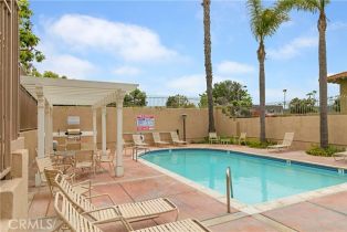Condominium, 8308 Atlanta ave, Huntington Beach, CA 92646 - 39