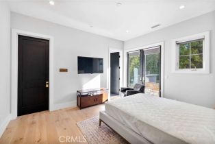 Single Family Residence, 15042 Hartsook st, Sherman Oaks, CA 91403 - 12
