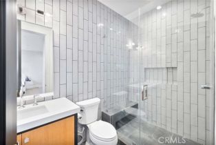 Single Family Residence, 15042 Hartsook st, Sherman Oaks, CA 91403 - 25