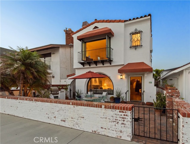 Single Family Residence, 1305 Balboa blvd, Newport Beach, CA 92661 - 1
