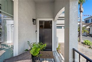 , 700 Lido Park dr, Newport Beach, CA 92663 - 4