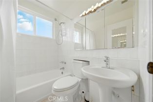 Single Family Residence, 20092 Harbor Isle ln, Huntington Beach, CA 92646 - 11