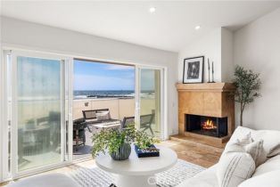 Single Family Residence, 3012 Oceanfront, Newport Beach, CA 92663 - 18