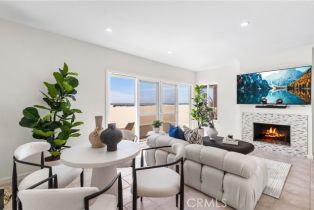 Single Family Residence, 3012 Oceanfront, Newport Beach, CA 92663 - 4