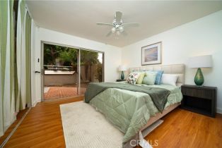 Condominium, 16061 Surprise ln, Huntington Beach, CA 92649 - 16