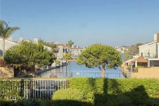 Condominium, 16061 Surprise ln, Huntington Beach, CA 92649 - 8