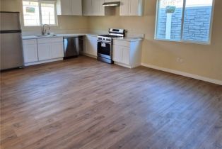 Single Family Residence, 14571 Yucca cir, Huntington Beach, CA 92647 - 10