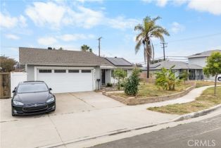 Single Family Residence, 14571 Yucca cir, Huntington Beach, CA 92647 - 3