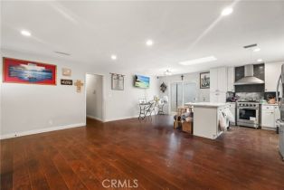 Single Family Residence, 14571 Yucca cir, Huntington Beach, CA 92647 - 5