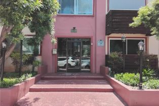 Condominium, 5414 Newcastle AVE, Encino, CA  Encino, CA 91316