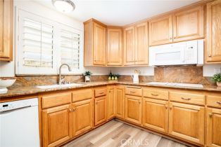 Single Family Residence, 6772 Rook dr, Huntington Beach, CA 92647 - 11