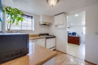 Single Family Residence, 321 5th st, Huntington Beach, CA 92648 - 13