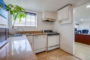 Single Family Residence, 321 5th st, Huntington Beach, CA 92648 - 14