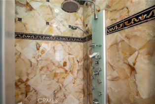 Single Family Residence, 19084 Redford ln, Huntington Beach, CA 92648 - 21