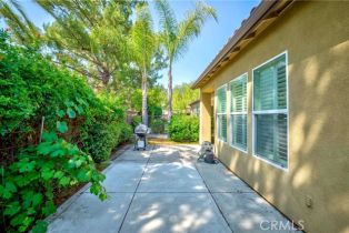 Single Family Residence, 9371 Pioneer ln, Corona, CA 92883 - 42