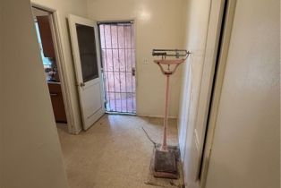 Single Family Residence, 184 51st st, Long Beach, CA 90805 - 10