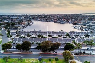 Condominium, 16520 Harbour ln, Huntington Beach, CA 92649 - 2