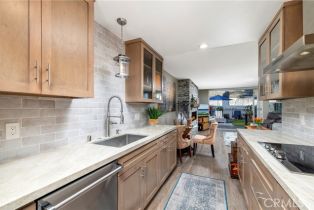 Condominium, 16520 Harbour ln, Huntington Beach, CA 92649 - 6