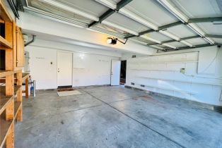 Single Family Residence, 2975 Lombardy ln, Corona, CA 92881 - 36