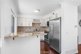 Condominium, 9705 Port Royal cir, Huntington Beach, CA 92646 - 11