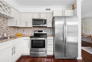 Condominium, 9705 Port Royal cir, Huntington Beach, CA 92646 - 13