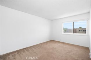 Condominium, 9705 Port Royal cir, Huntington Beach, CA 92646 - 25