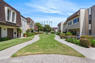 Condominium, 9705 Port Royal cir, Huntington Beach, CA 92646 - 37