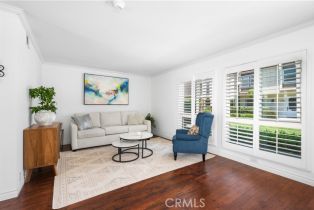 Condominium, 9705 Port Royal cir, Huntington Beach, CA 92646 - 4