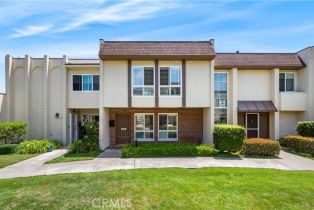 Condominium, 9705 Port Royal CIR, Huntington Beach, CA  Huntington Beach, CA 92646