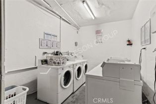 Residential Income, 905 Cherry ave, Long Beach, CA 90813 - 14