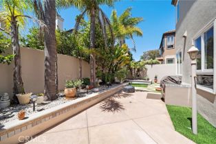 Single Family Residence, 19025 Bayhill lane, Huntington Beach, CA 92648 - 35