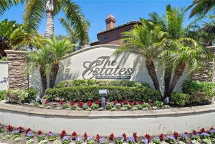 Single Family Residence, 19025 Bayhill lane, Huntington Beach, CA 92648 - 4