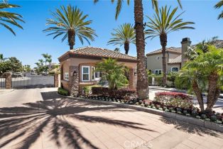 Single Family Residence, 19025 Bayhill lane, Huntington Beach, CA 92648 - 5